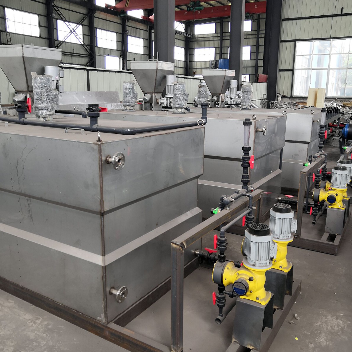 污水處理篩網(wǎng)、格柵過濾的作用是什么-樂中環(huán)保